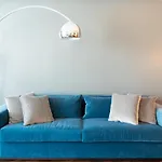 The Windsor Suites